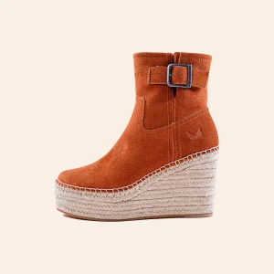 BOTIN CUÑA ALTA SERRAJE HEBILLA CUERO CIERZO